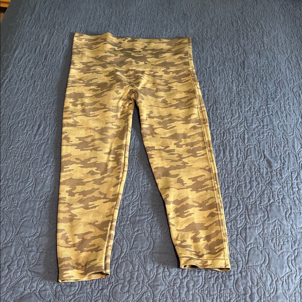 Camo SPANX - Picture 4 of 4